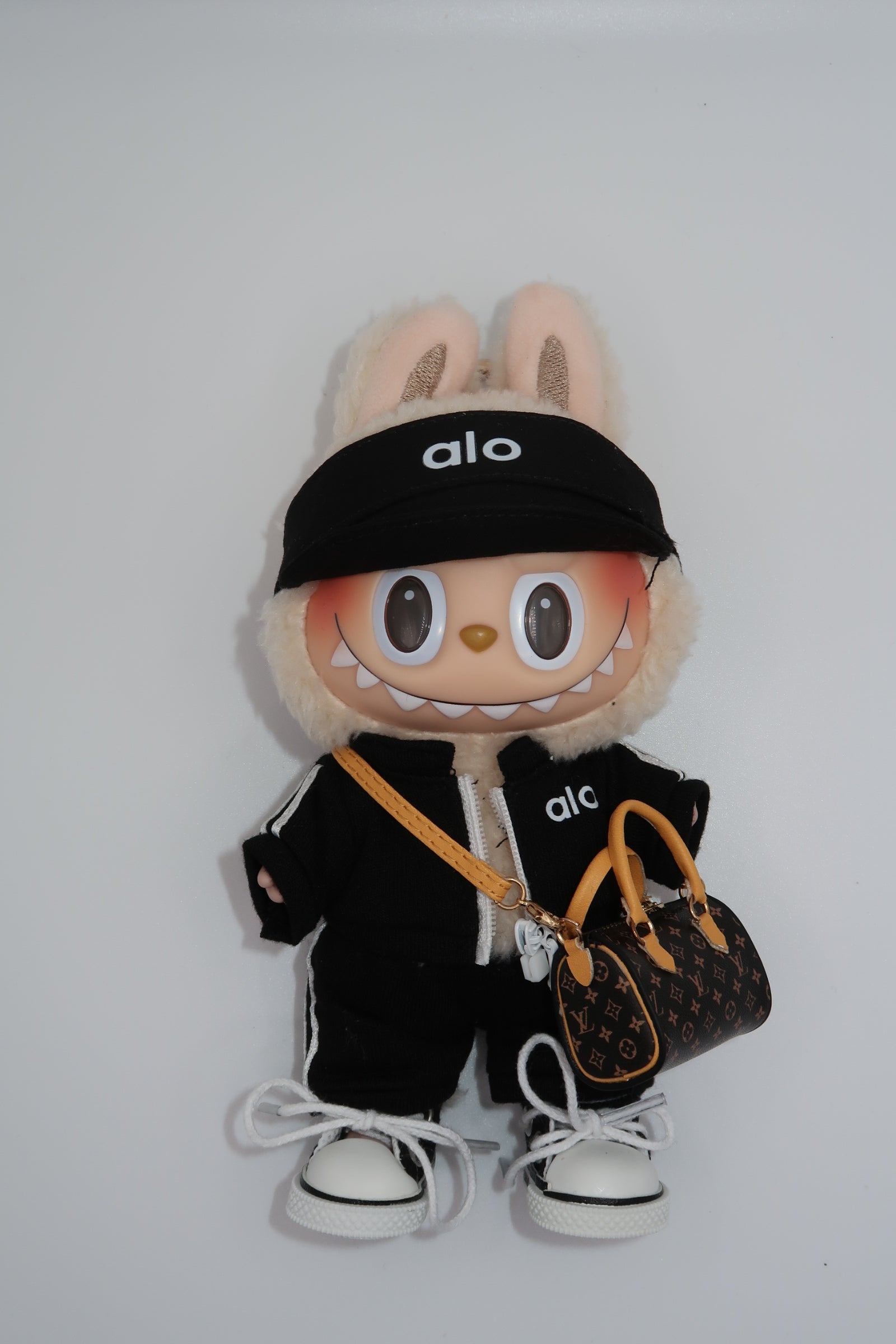 Labubu Alo & LV Outfit