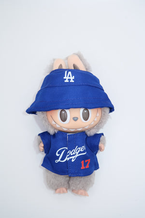 Labubu LA Dodgers Outfit